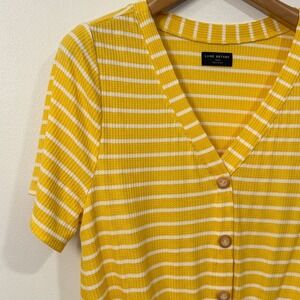 Lane Bryant Womens Top Size 14/16 Front Knot Short Sleeve Yellow Striped V-Neck